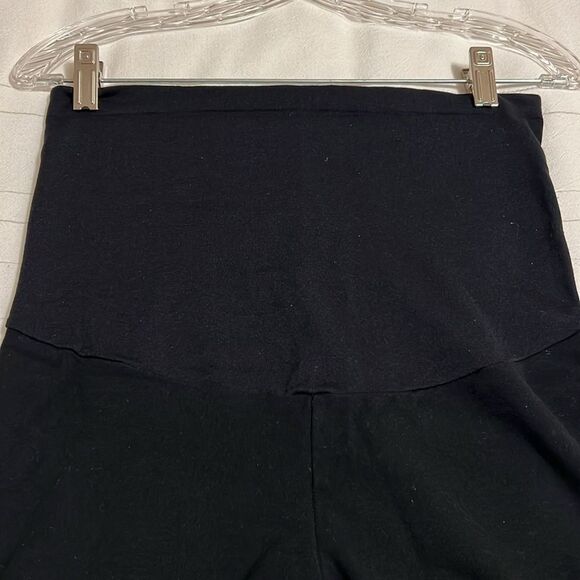 Sandpiper Maternity Leggings - Picture 3 of 5